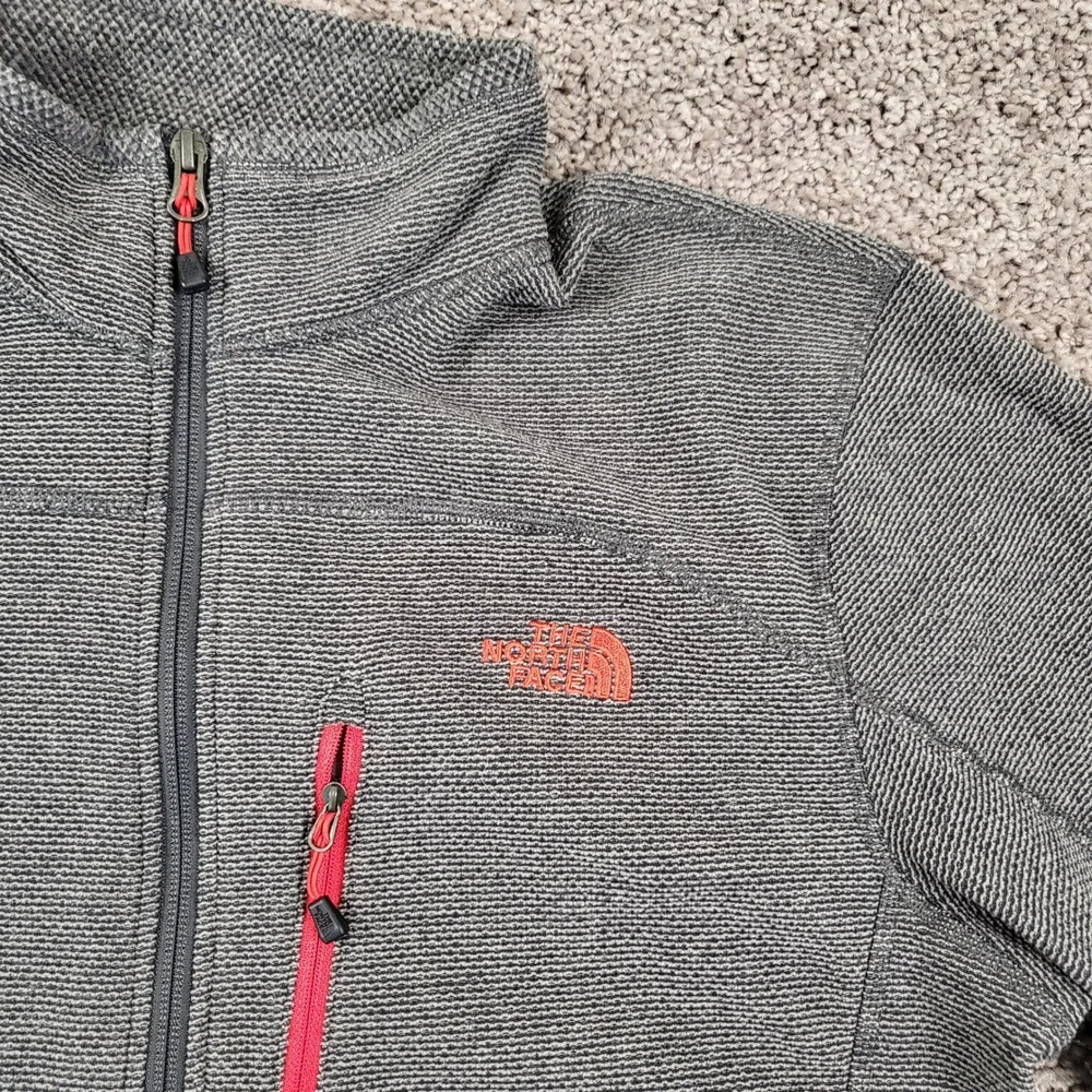 The North Face Textured Cap Rock Fleece Jacket Men Medium Grey Red Full Zip C865